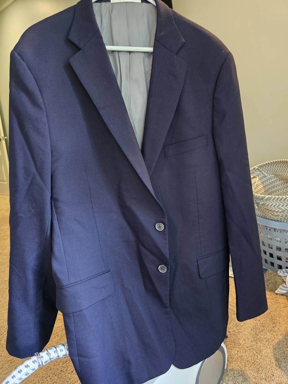 Men's Navy Two-Button Sport Coat - Classic Tailored Style